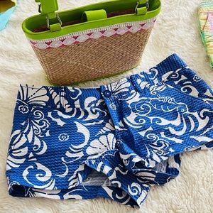 Lilly Pulitzer Walsh Short Blue and White